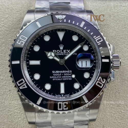 Rolex Submariner Date