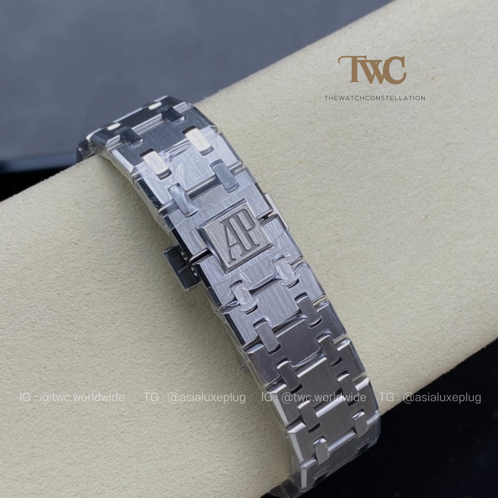 Audemars Piguet 15450 Blue Dial