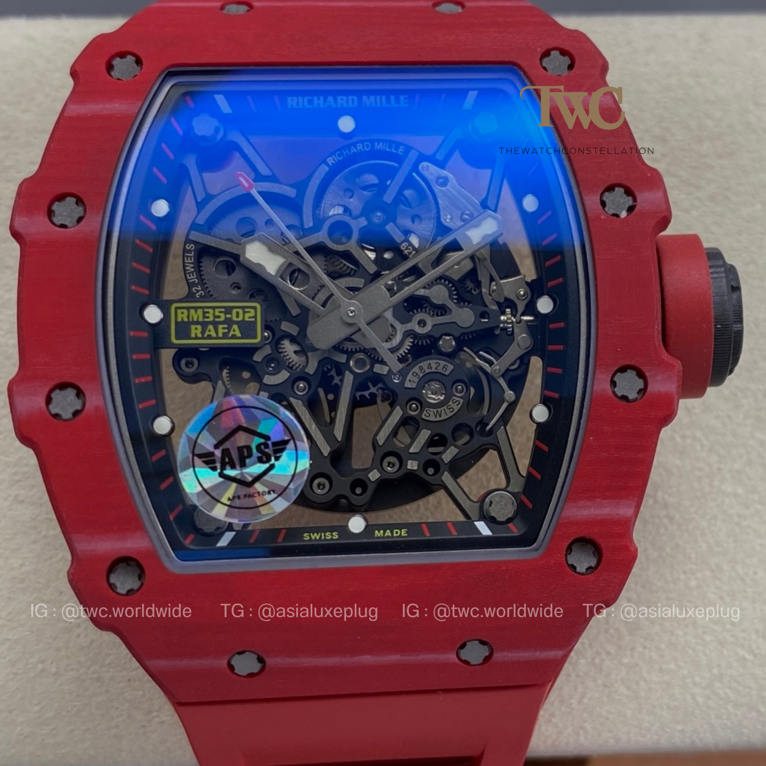 RM 35-02 Red