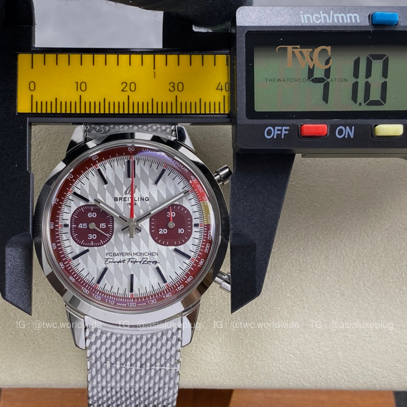 Breitling B01 Chronograph FC Bayern Munich