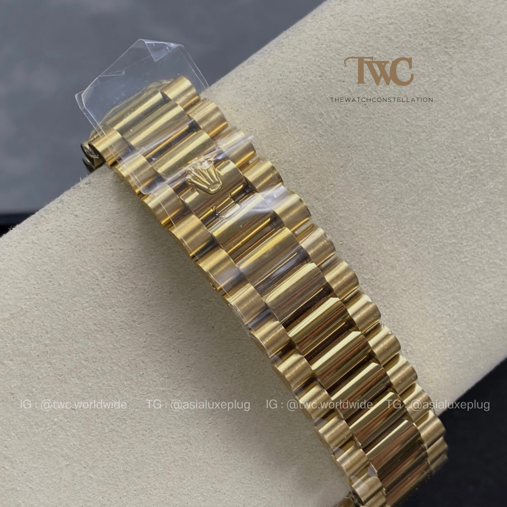 Rolex DayDate Yellow Gold Jade Dial