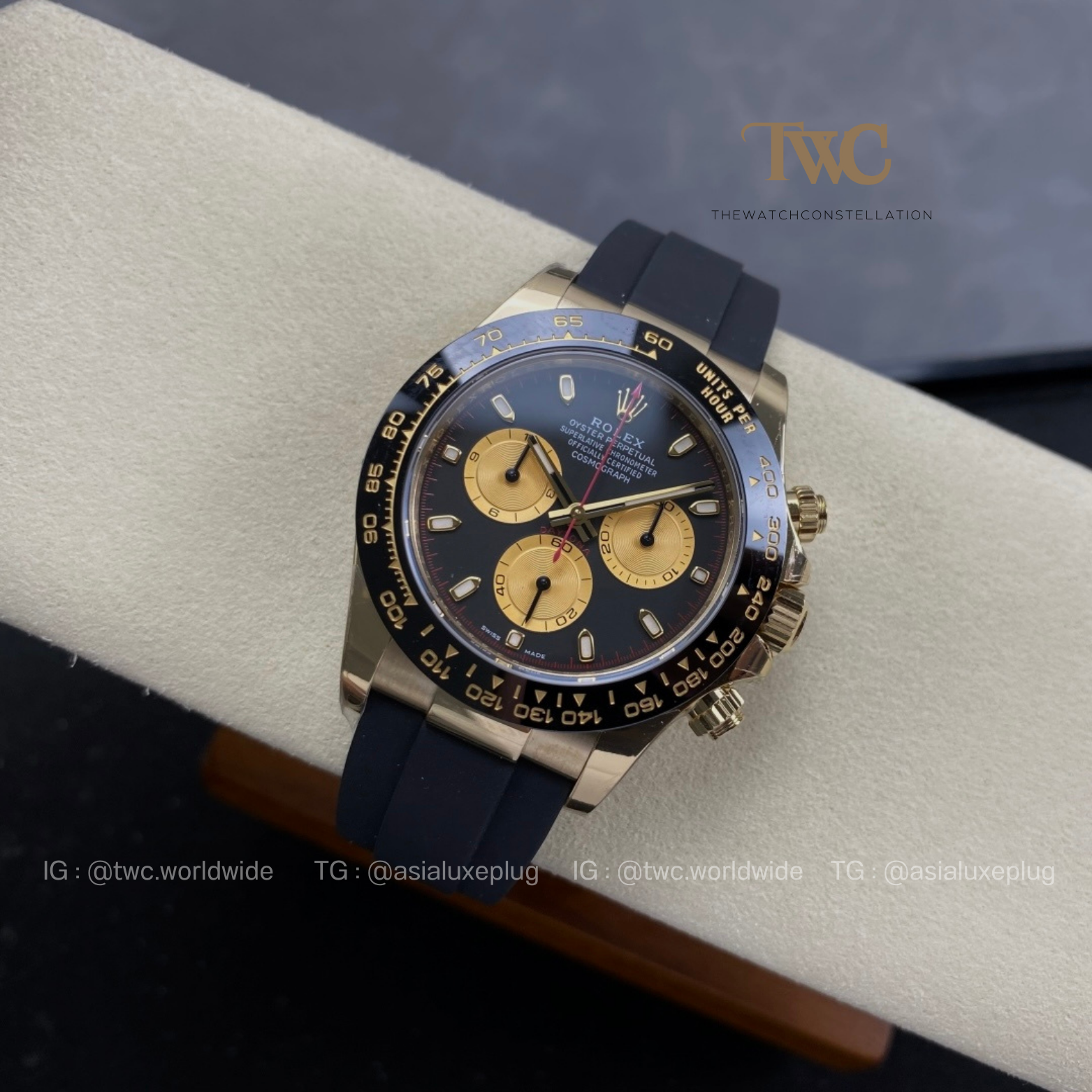 Rolex Daytona OysterFlex Yellow Gold Red Accents