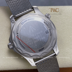 Omega Seamaster (007 James Bond)