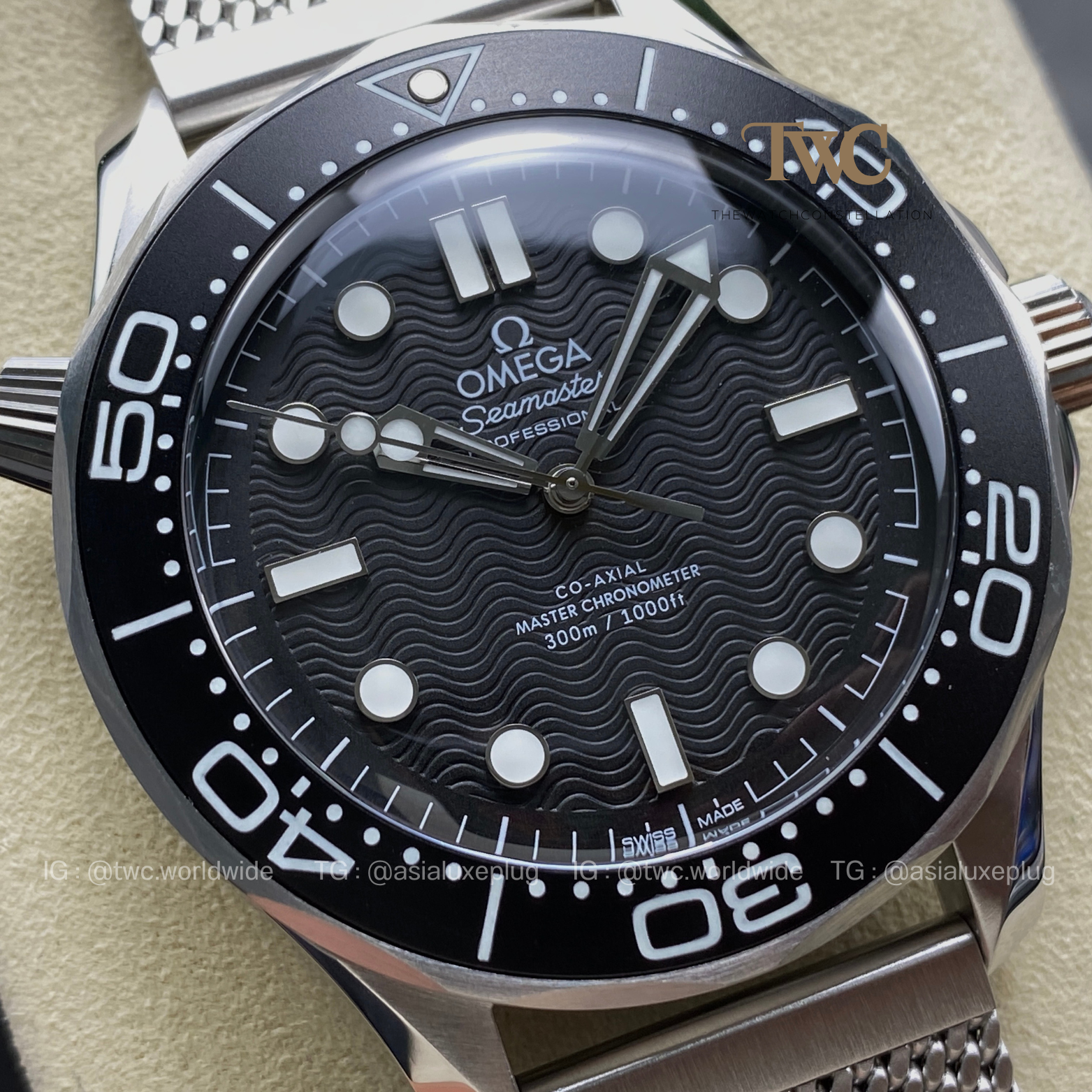 Omega Seamaster (No Date Stainless Steel)