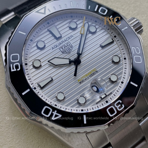 AquaRacer GMT Nightdiver