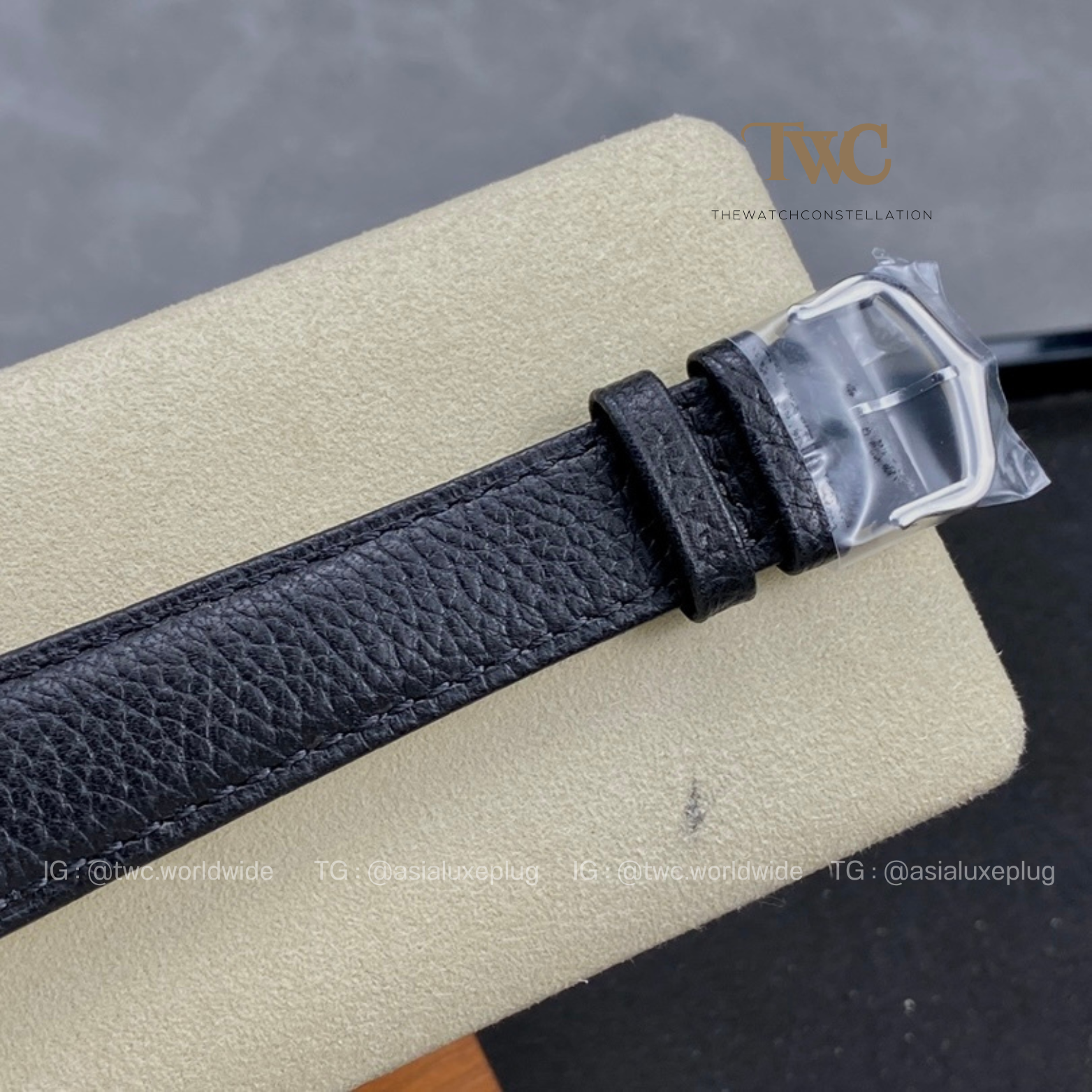 Cartier Tank Must Roman Numerals